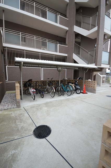 14/20 エントランス