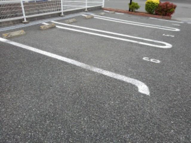 14/20 駐車場
