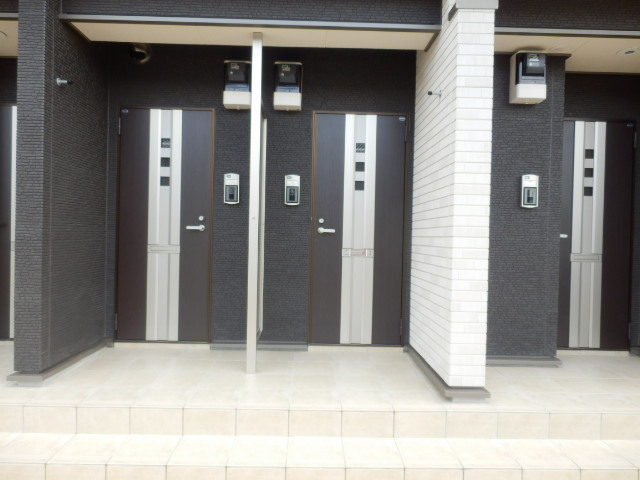 21/28 エントランス