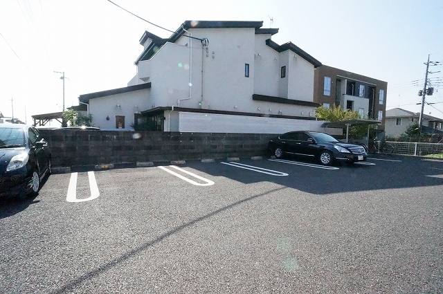 14/20 駐車場