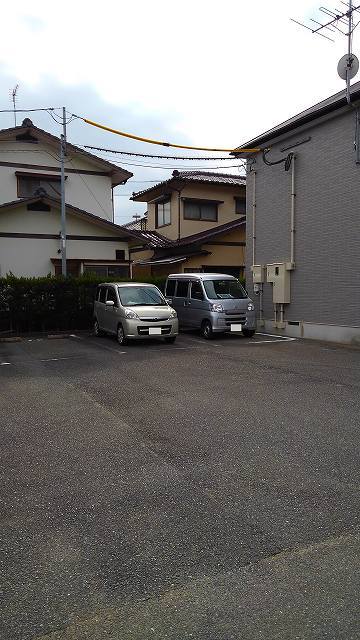 14/20 駐車場