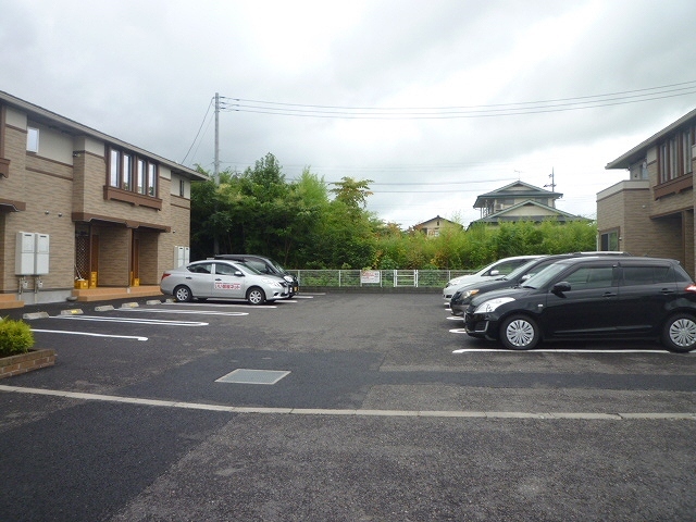 2/8 駐車場