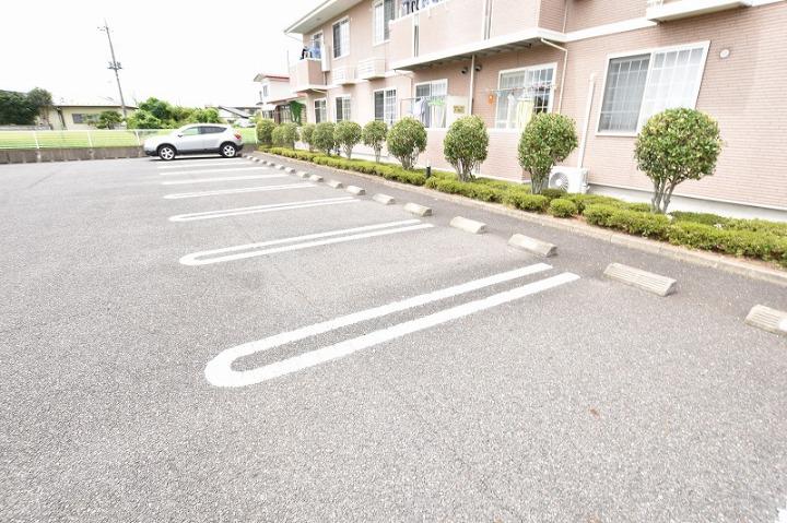 2/8 駐車場