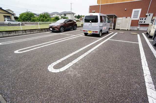 14/20 駐車場