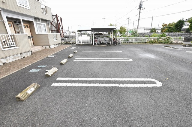 14/20 駐車場