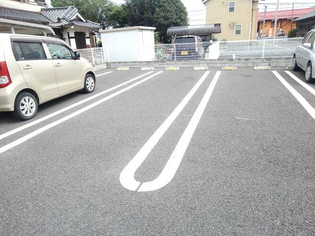14/20 駐車場