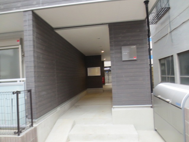 20/28 エントランス