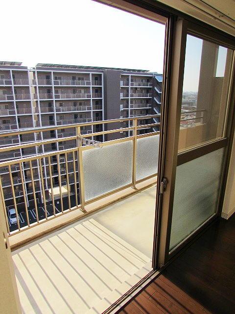 14/20 エントランス