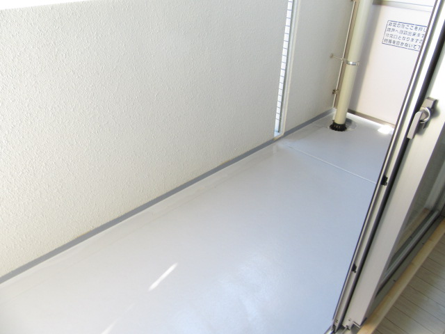 16/23 バルコニー