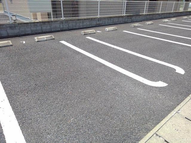 14/22 駐車場