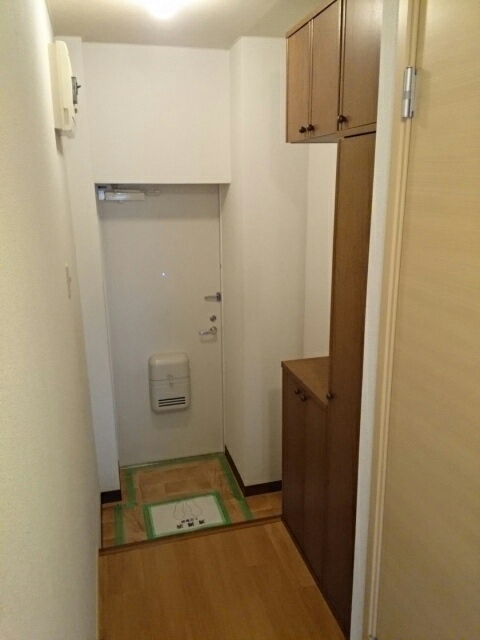 14/20 エントランス