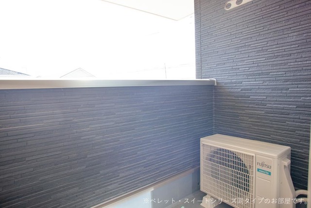 15/26 バルコニー