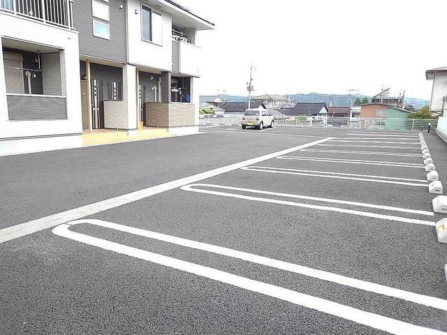 2/8 駐車場