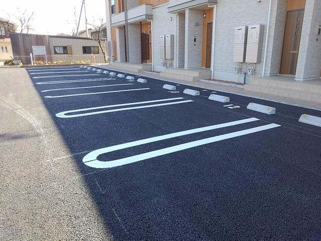 14/20 駐車場