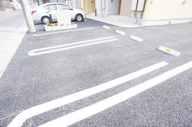 14/20 駐車場