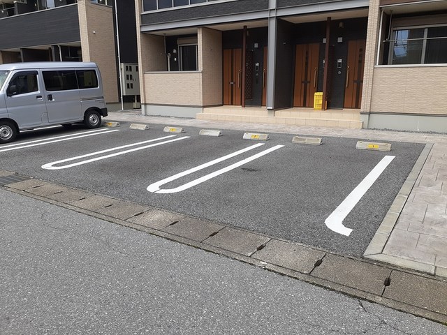 14/20 駐車場