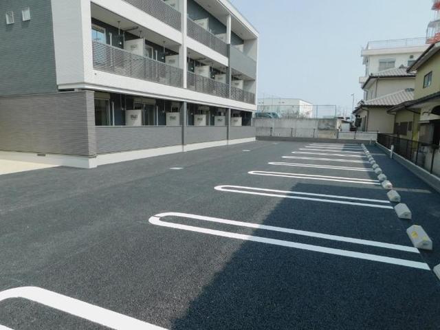 14/22 駐車場