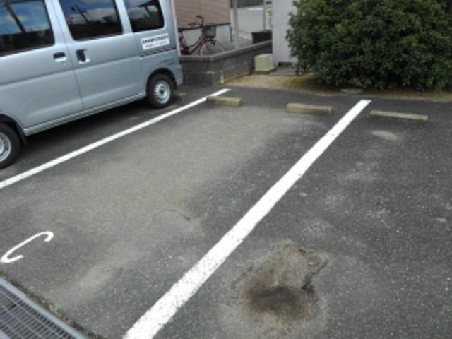 14/20 駐車場