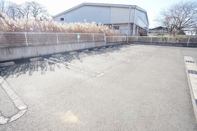 14/20 駐車場