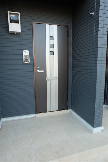 21/28 エントランス