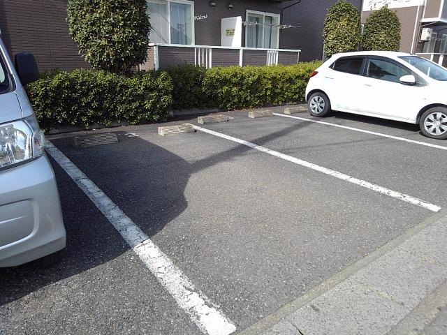 14/20 駐車場