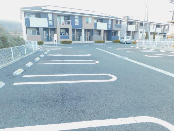 14/20 駐車場