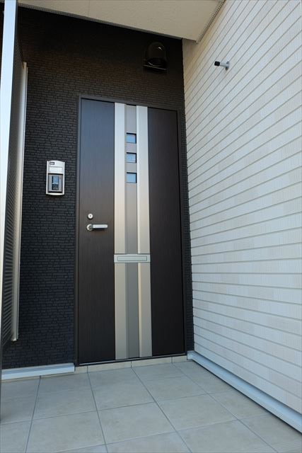 14/22 エントランス