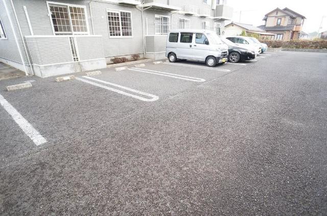 14/22 駐車場