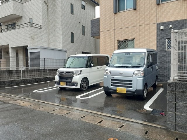 2/8 駐車場