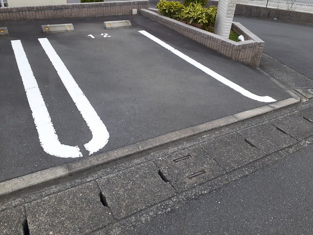 21/27 駐車場