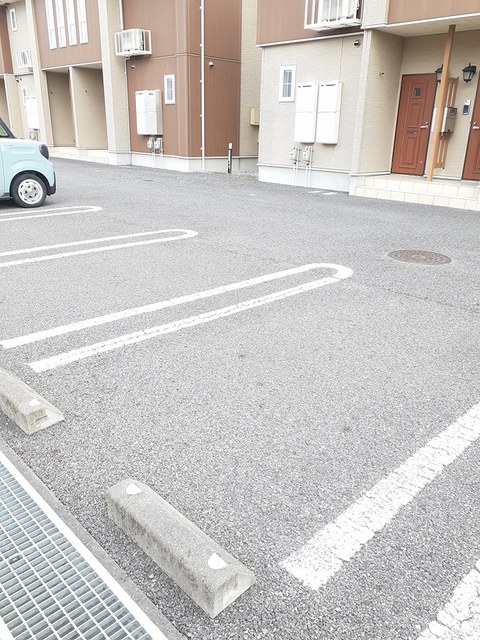 14/20 駐車場