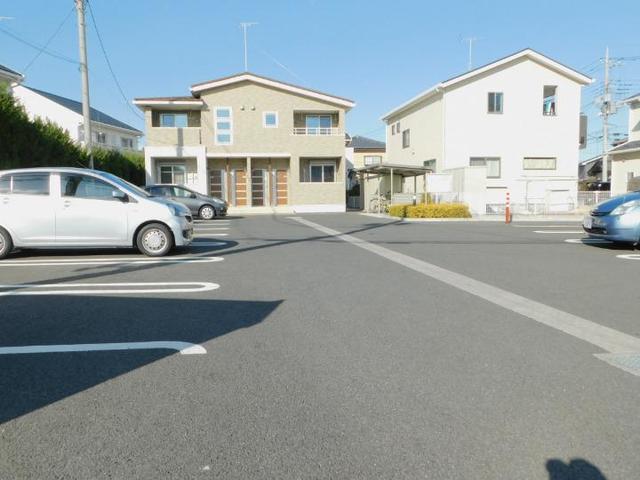 20/28 駐車場