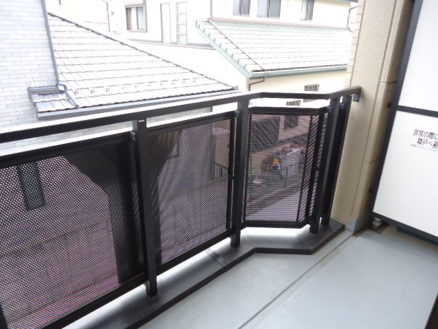 14/28 バルコニー