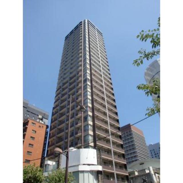 パークキューブ愛宕山タワーの外観