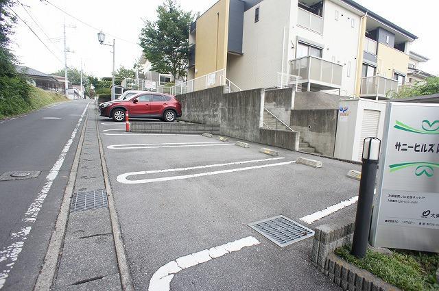 14/22 駐車場