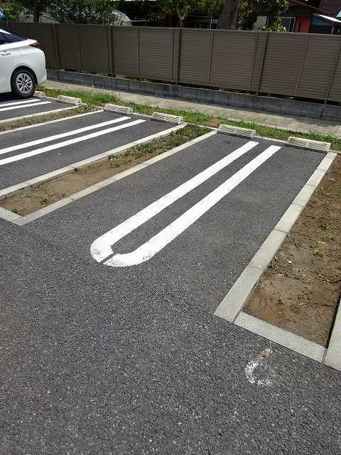 16/26 駐車場