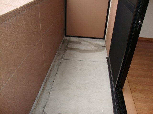 17/23 バルコニー