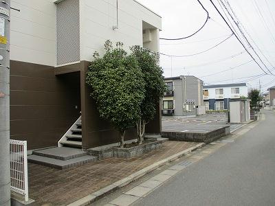 13/21 エントランス