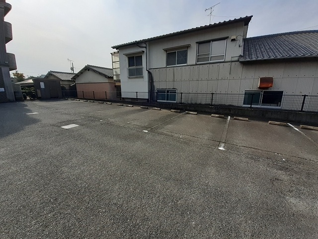 14/20 駐車場