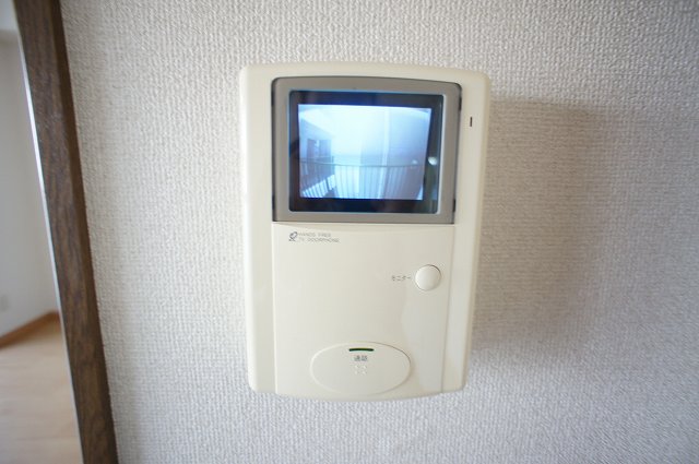 22/28 エントランス