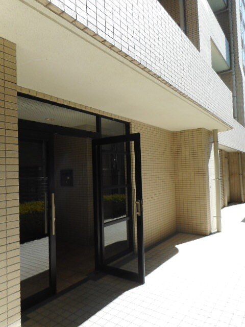 14/22 エントランス