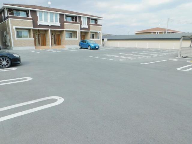 14/21 駐車場