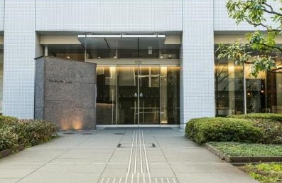 17/25 エントランス