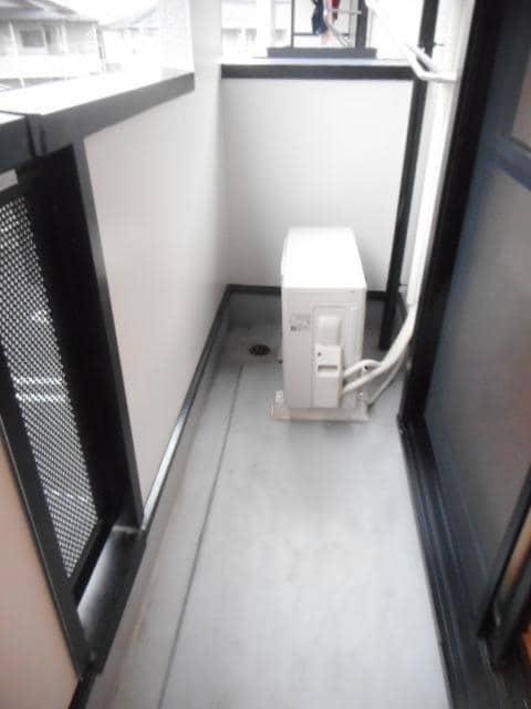 17/28 バルコニー