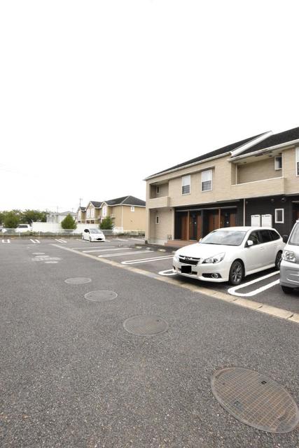14/20 駐車場