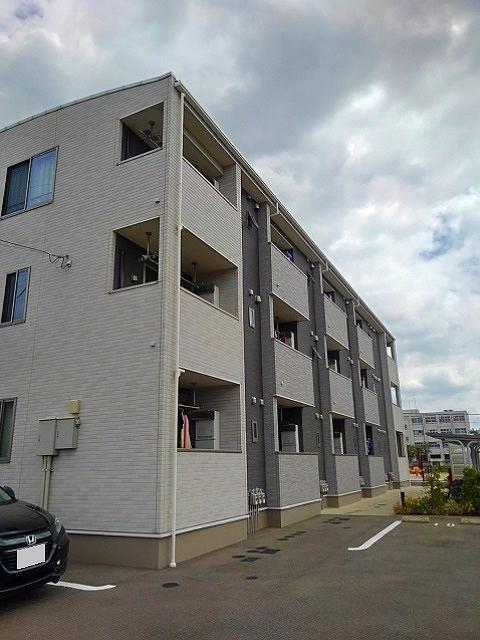 13/20 エントランス
