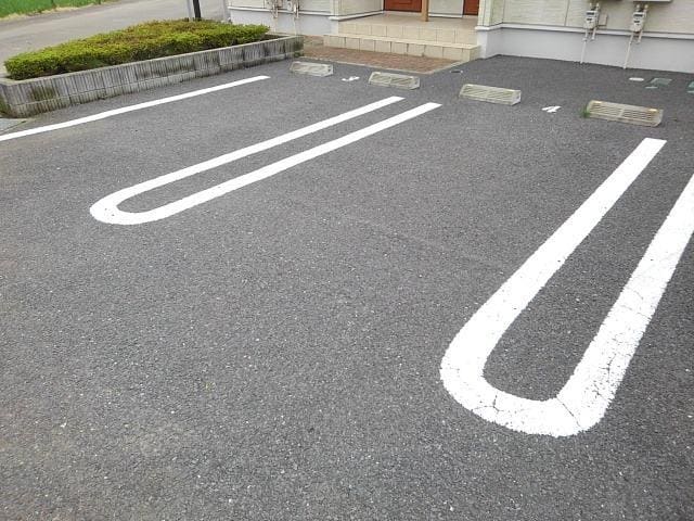 14/20 駐車場