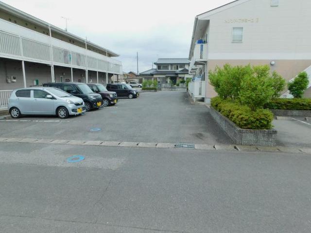 19/25 駐車場