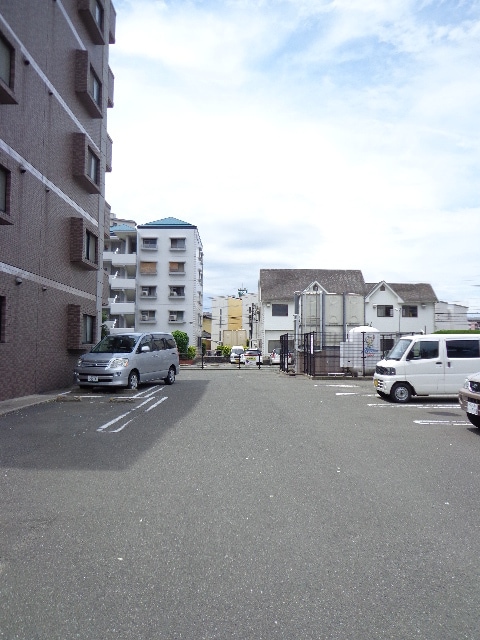 2/8 駐車場