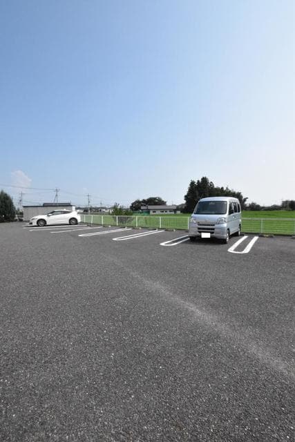14/20 駐車場